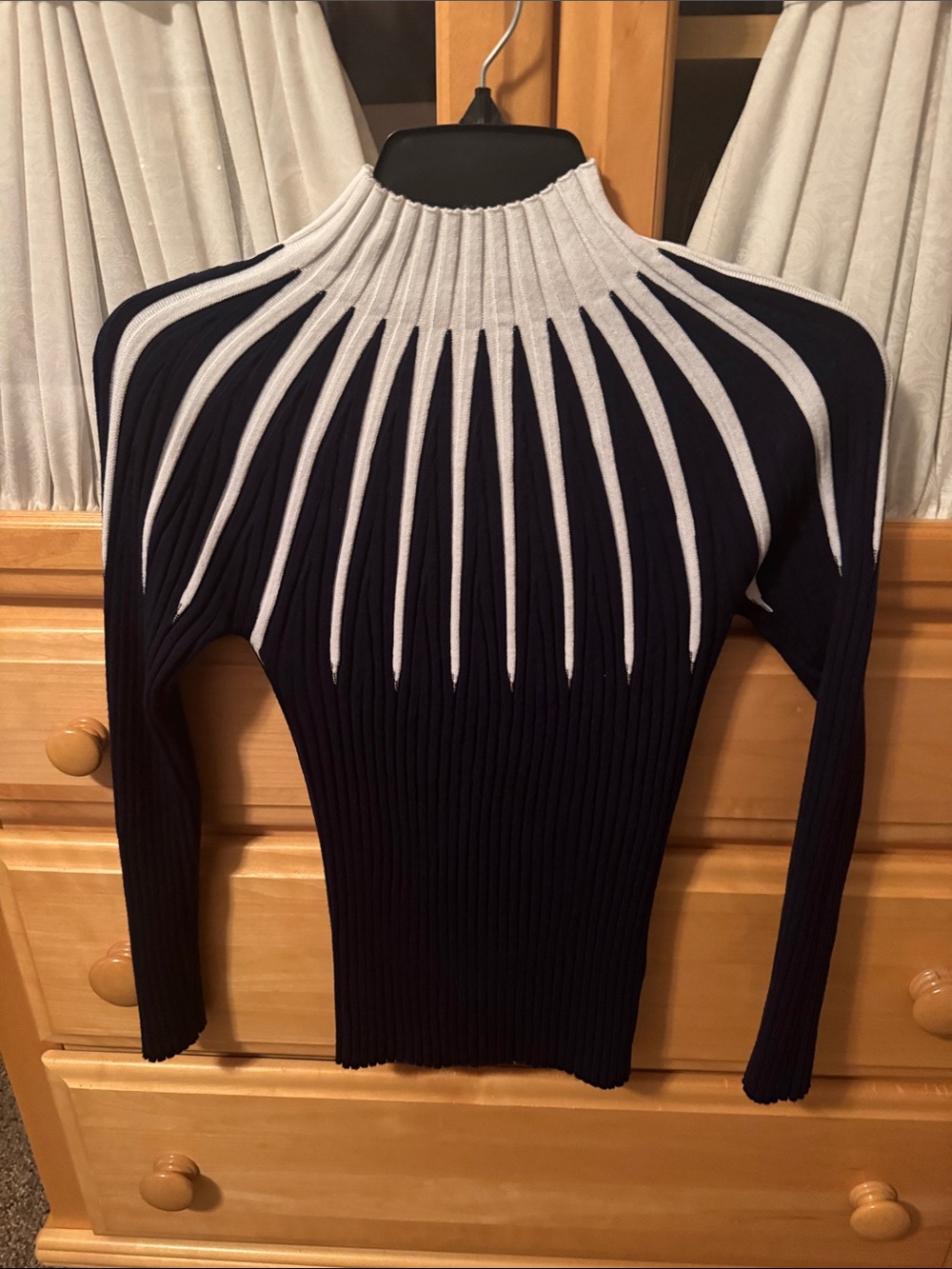 VENUS Navy and White Ribbed High-Neck Sweater - Picture 2 of 2
